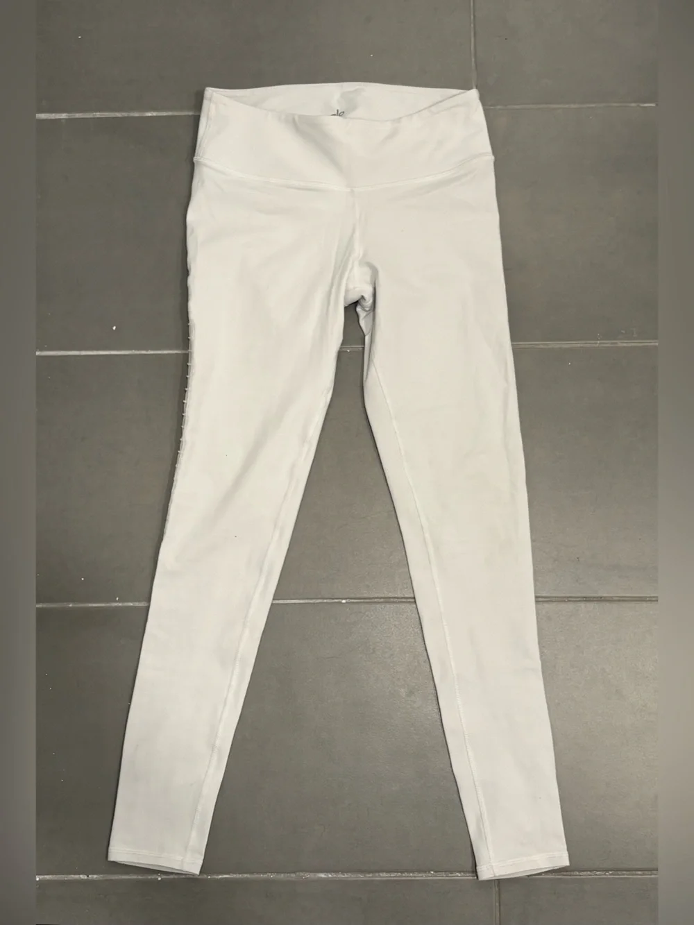 ALO Yoga breathable mesh